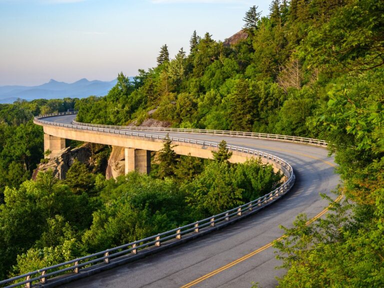 35 Amazing Things to do on the Blue Ridge Parkway